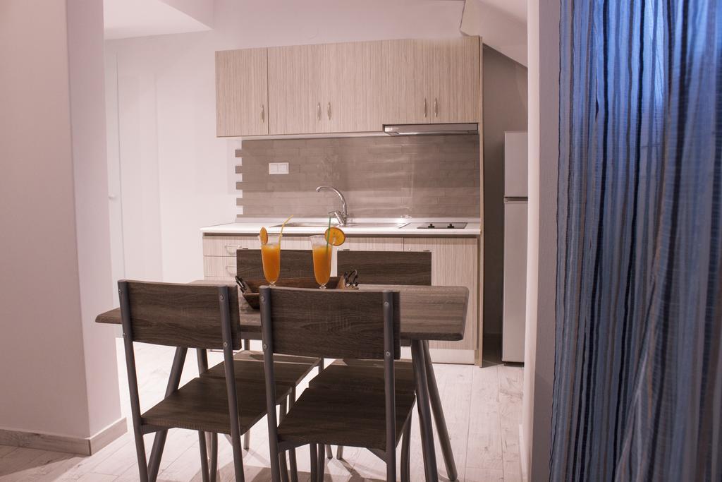La Verde Apartments 利迈纳里亚 外观 照片